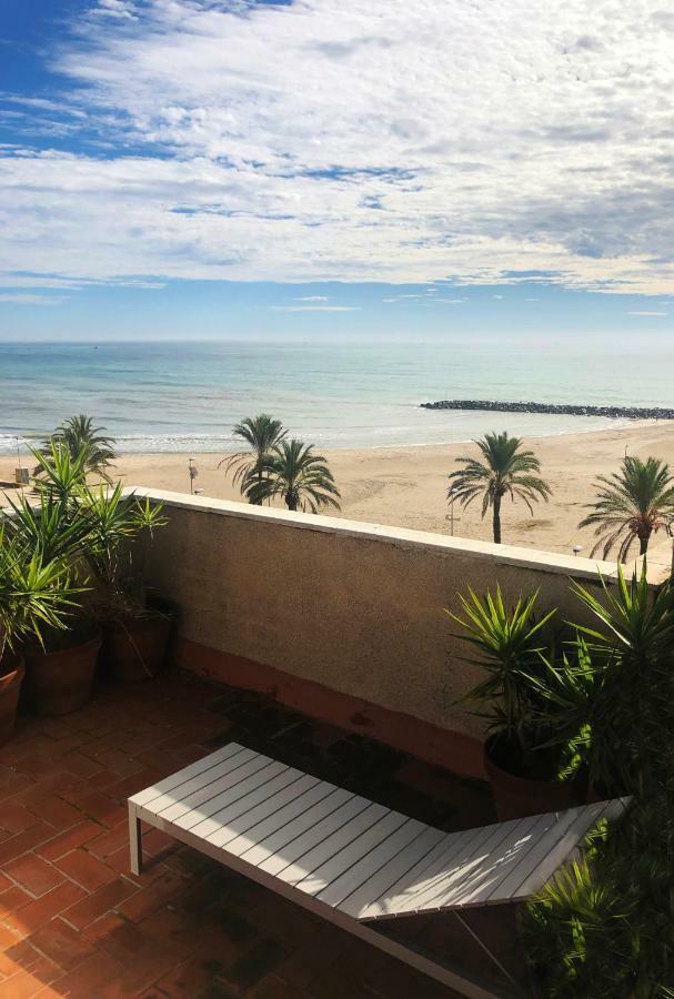 Espectacular Atico Duplex Con Vistas Al Mar Apartment Cunit Bagian luar foto